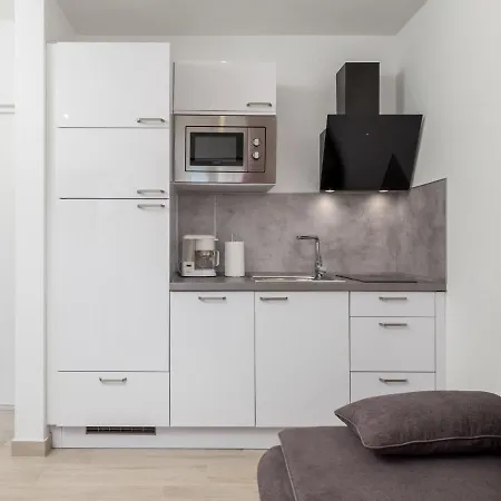 Simicic - Rab161 By Interhome Апартаменты Barbat na Rabu